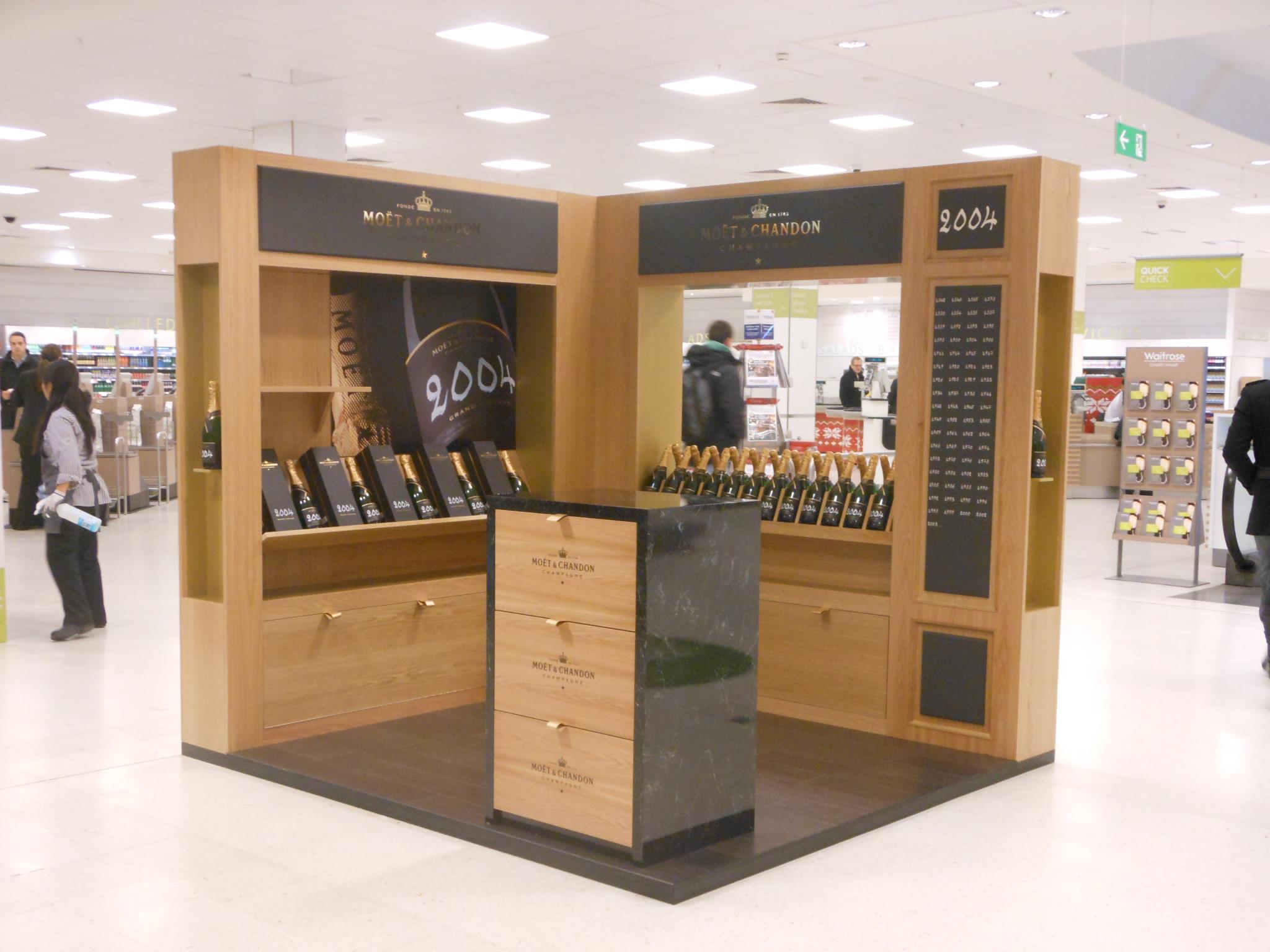 Moet 'Vintage Corner'.jpg