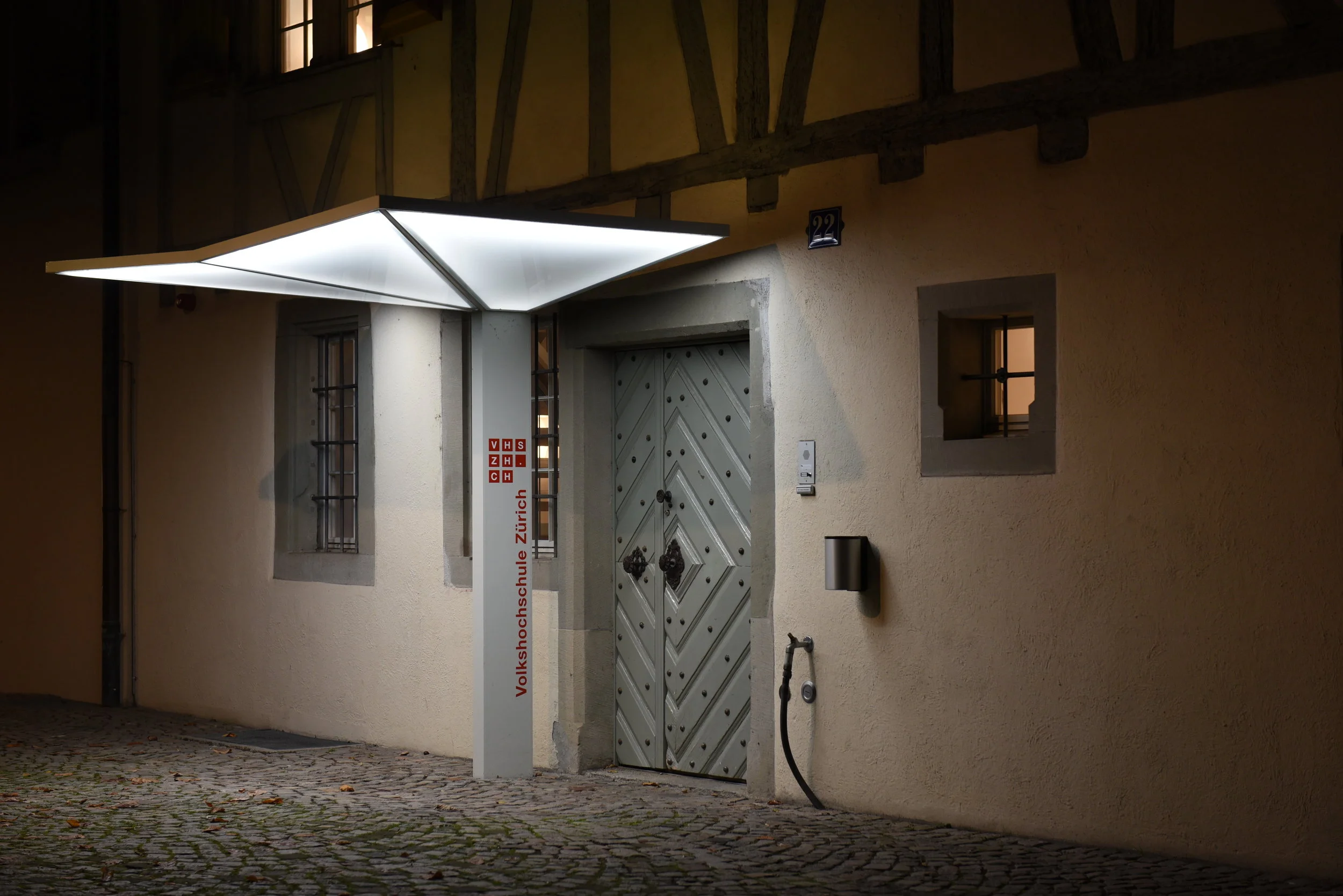 Beleuchtetes 3d Vordach Koller Metallbautechnik Gmbh