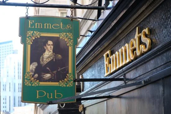 emmets-irish-pub-restaurant.jpg