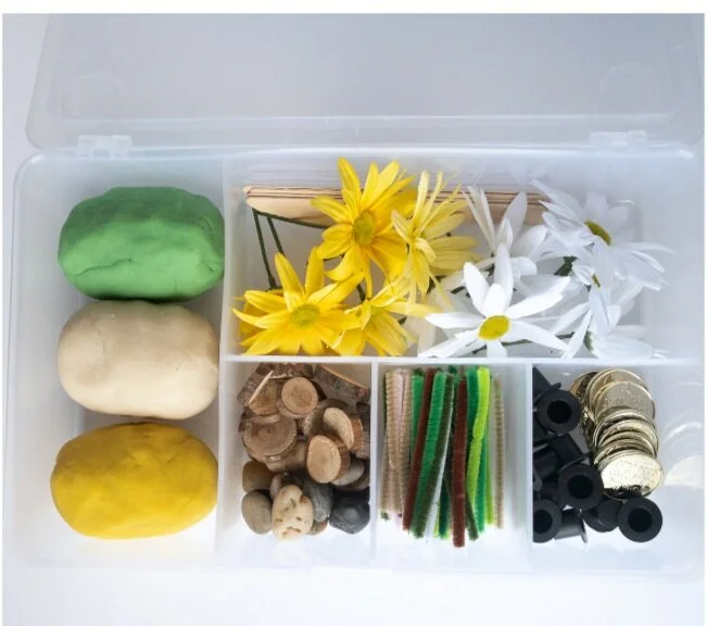 spring_playdough_kit.jpg