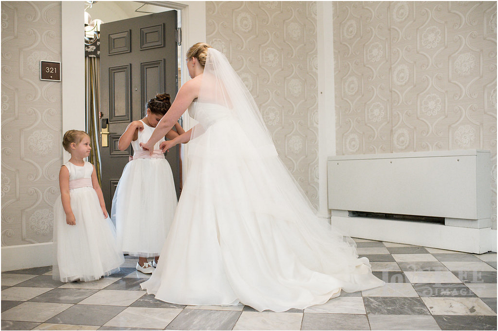 Getting ready shots weddings.PNG