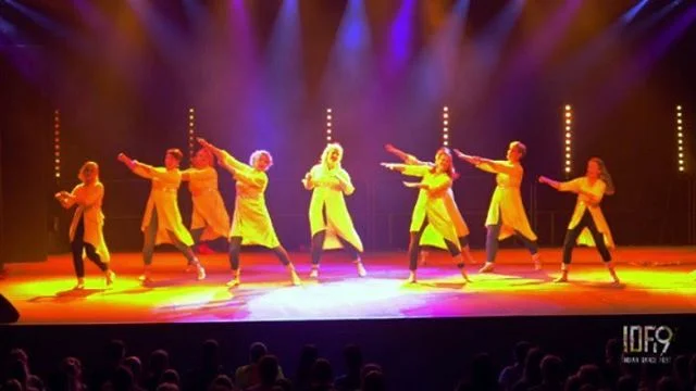 As a part of Indian Dance Festival 2019, @houseofdancefi students and teacher Sevinc performed a very entertaining and story telling dance. Choreography: @sevoguzel

#idf19 #indiandancefestival #indiandancefest #Bollywood #bollywooddance #dancecrew #