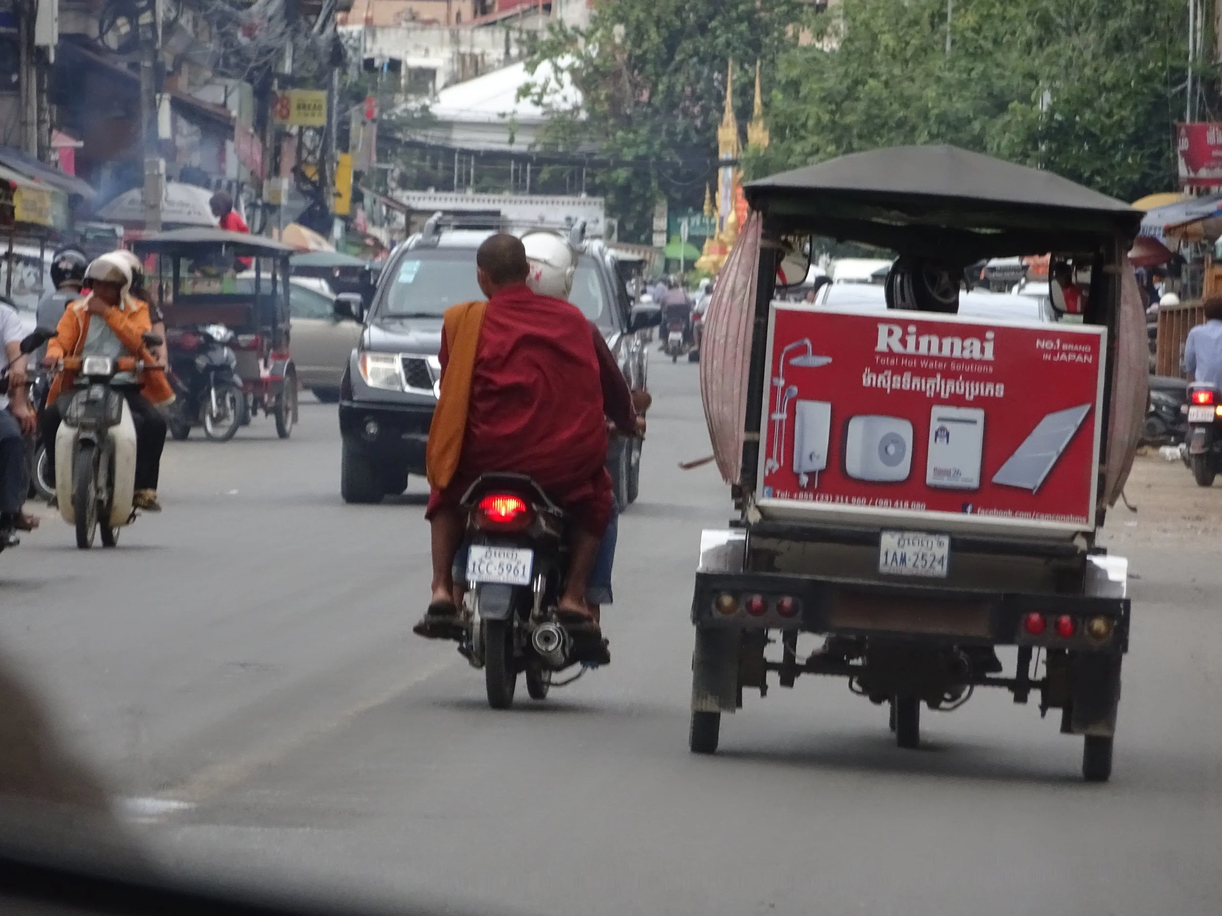 DSC05837-min.jpg