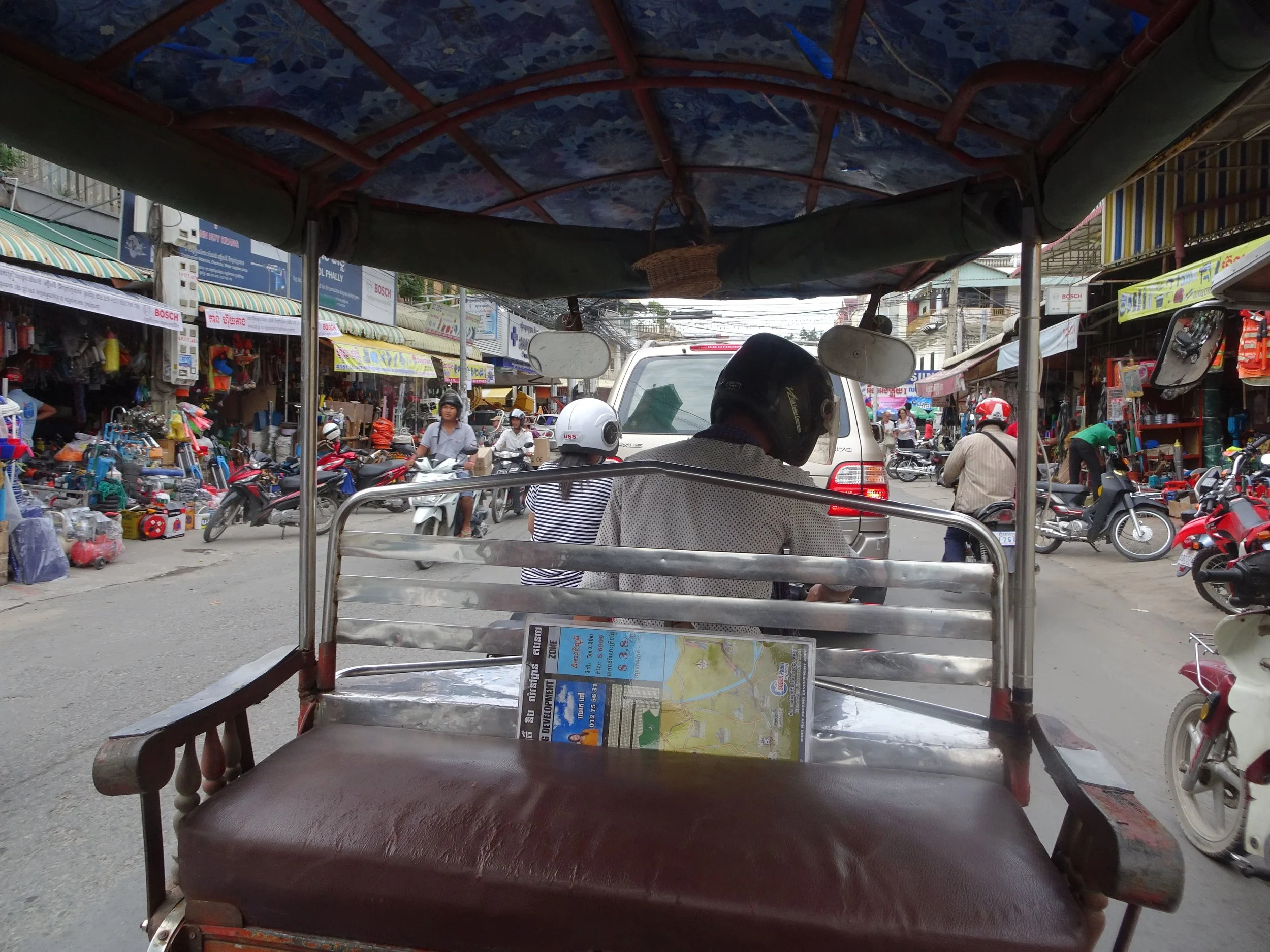 DSC05833-min.jpg