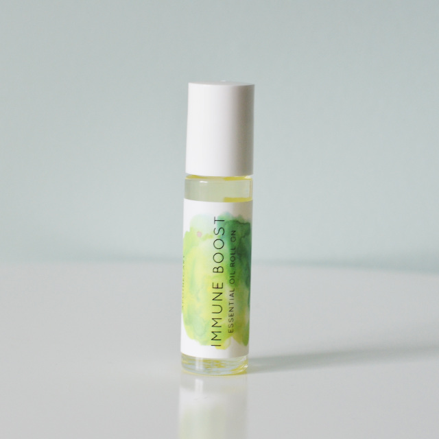 LUXE APOTHECARY IMMUNE BOOST ESSENTIAL OIL ROLL ON AROMATHERAPY