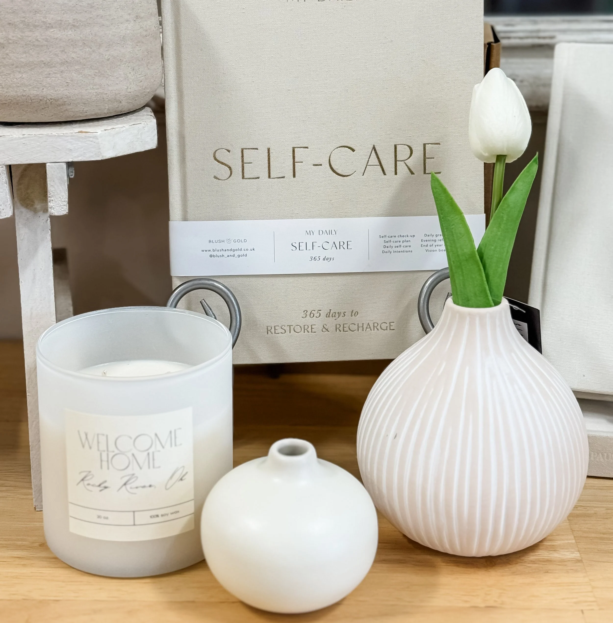 A perch for your posy...