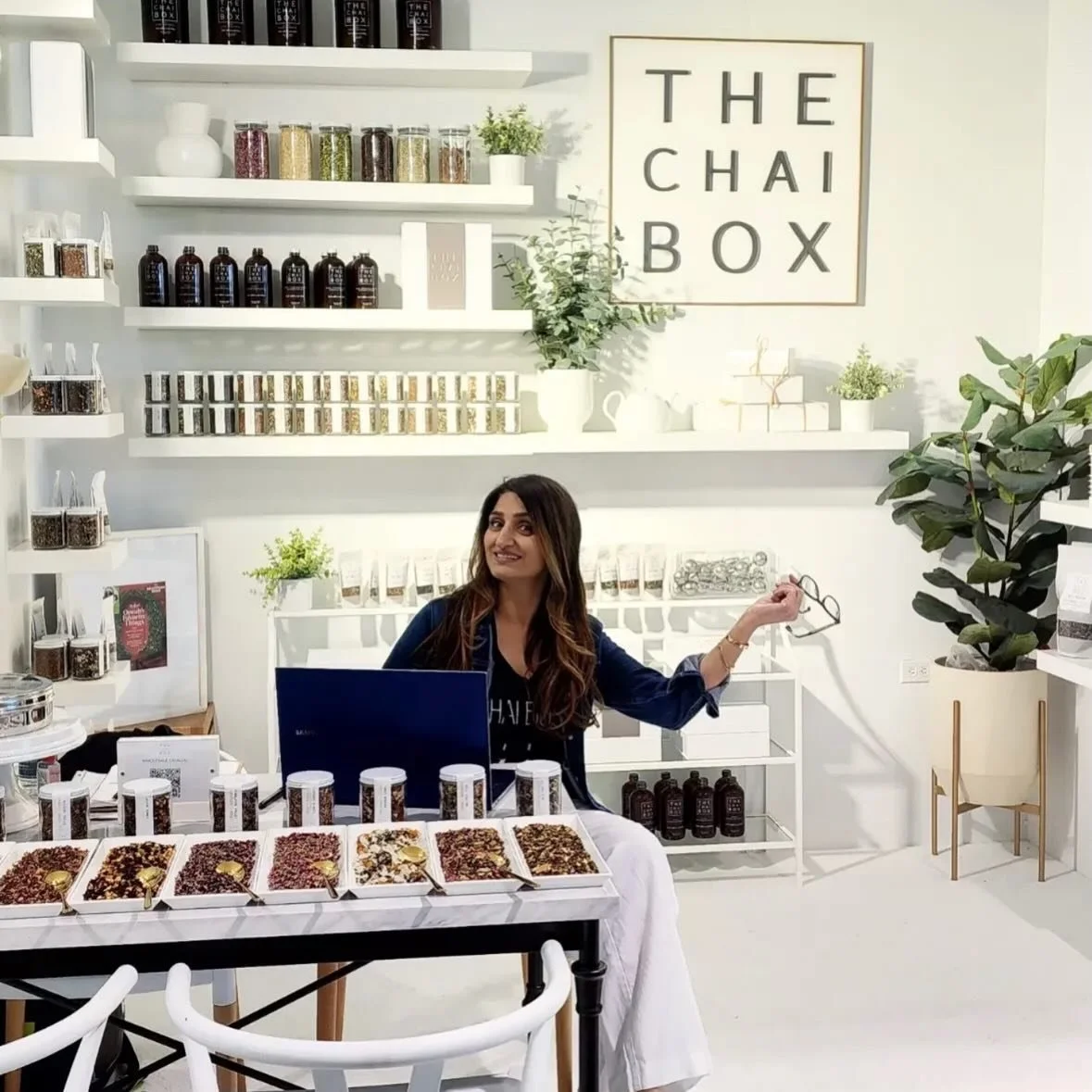 But first, Chai&hellip;🫖🙂Discover the depth of flavor with @thechaibox&rsquo;s masterfully blended teas created by founder Monica Sunny, who fell in love with chai growing up in her Indian home. With her mother&rsquo;s recipes and traditional blend