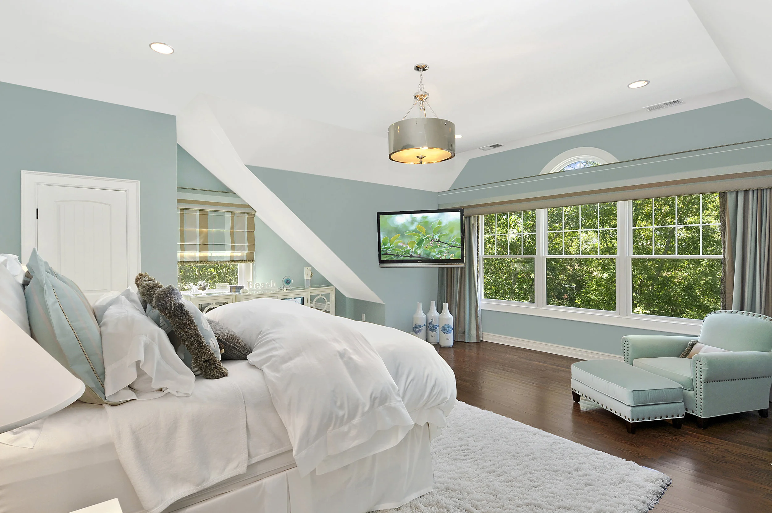 09_Guest_Bedroom_2.jpg
