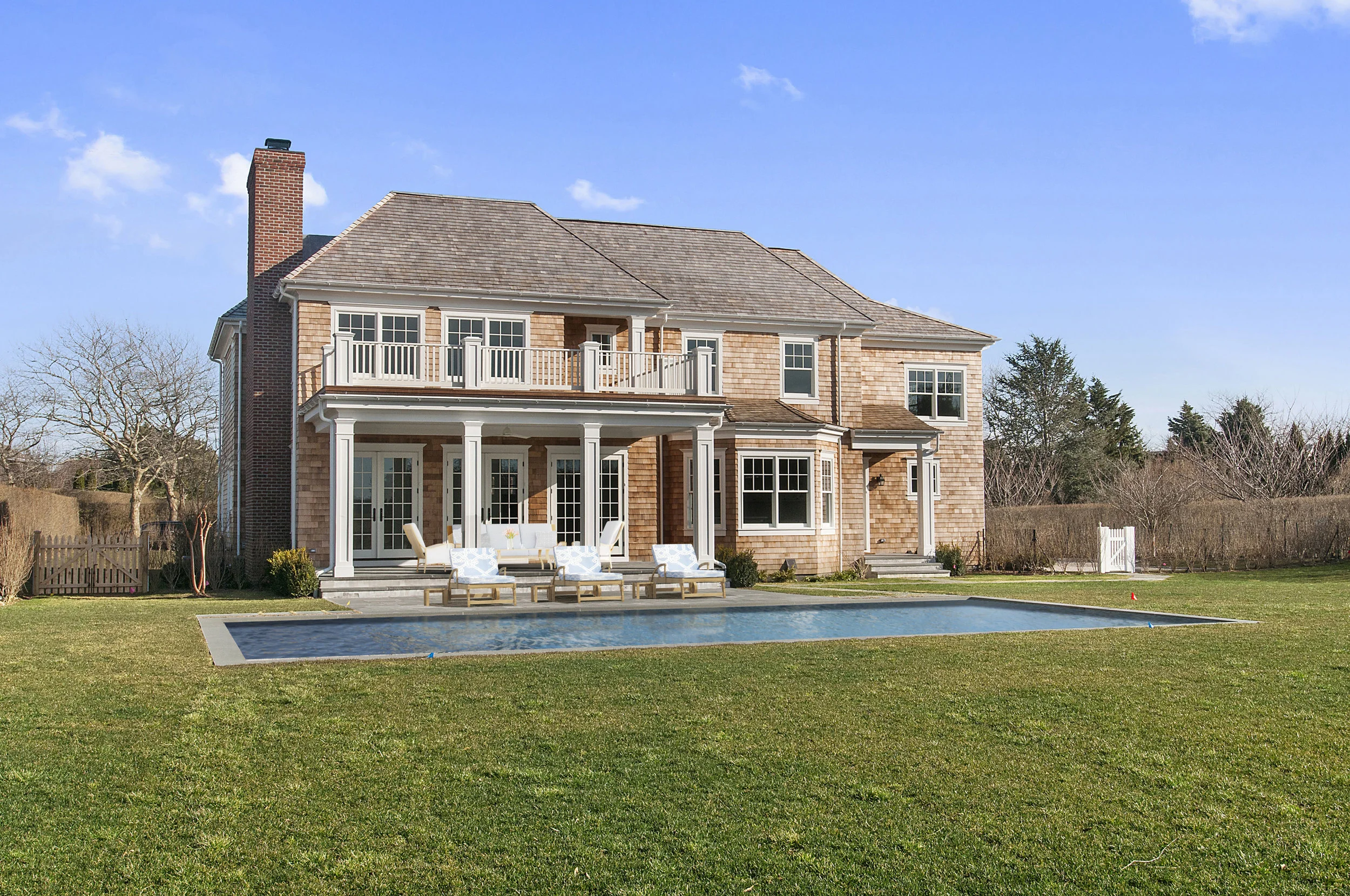 IMMACULATE NEW CONSTRUCTION ADJACENT TO FARM RESERVE