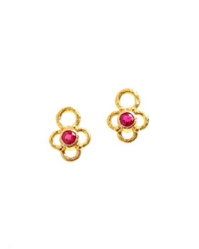 $2,400 Ruby with Wire Arches