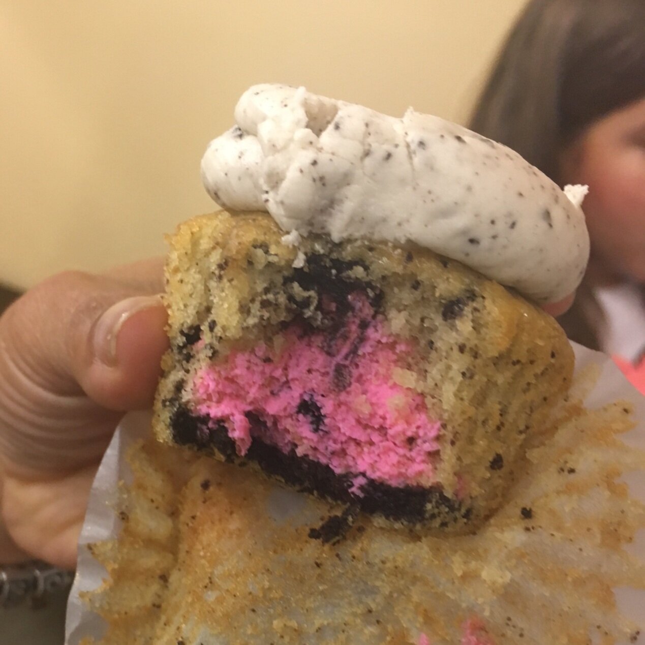 Gender Reveal Cookies and Cream Cupcakes