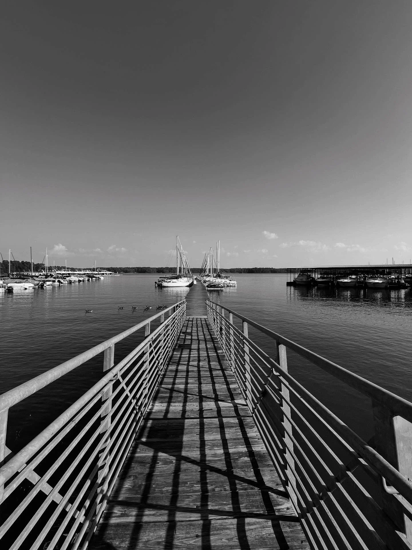 #leighwords #bnwphotography #bnwart #bnwsouls #blackandwhitephoto #travelphotography