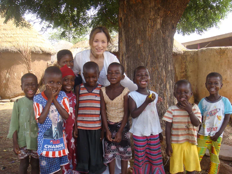 AK with Bognayili Kids