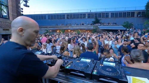 AK AKEMI KAKIHARA-AK Akemi Kakihara Official Site AKNYC.com World