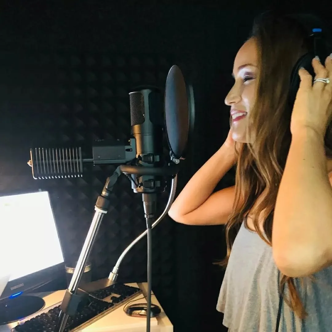 Thank you all! @traxsource chart #1! AK Akemi Kakihara "Say That You Love Me (SHOGUN RMX - DANNY KRIVIT Ext Edit)" ranked #1 in Melodic/Progressive House Chart. Thank you so much for your incredible support!!! I'm speechless...❤️&nbsp;love,