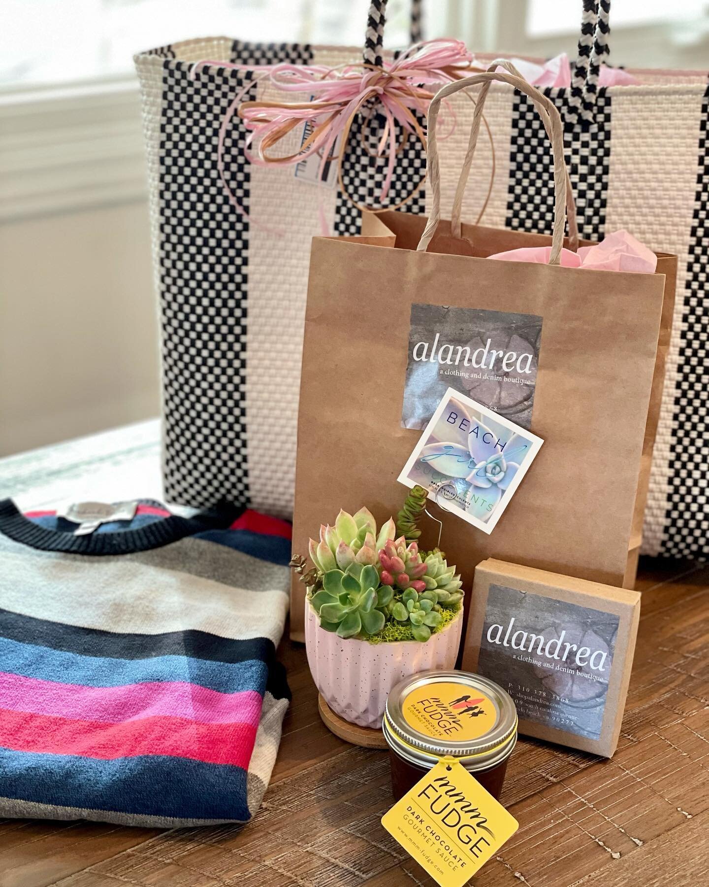 Showered with small business love this weekend! 
@alandreaboutique 
@beachgirlsucculents 
@mmmfudge_yum 

#shopsmall
#supportlocal
#smallbusiness 
#southbay
#southbaystrong
#mompreneurs
#TaylorDigitalMarketing
#Alandrea
#BeachGirlSucculents
#mmmFudge