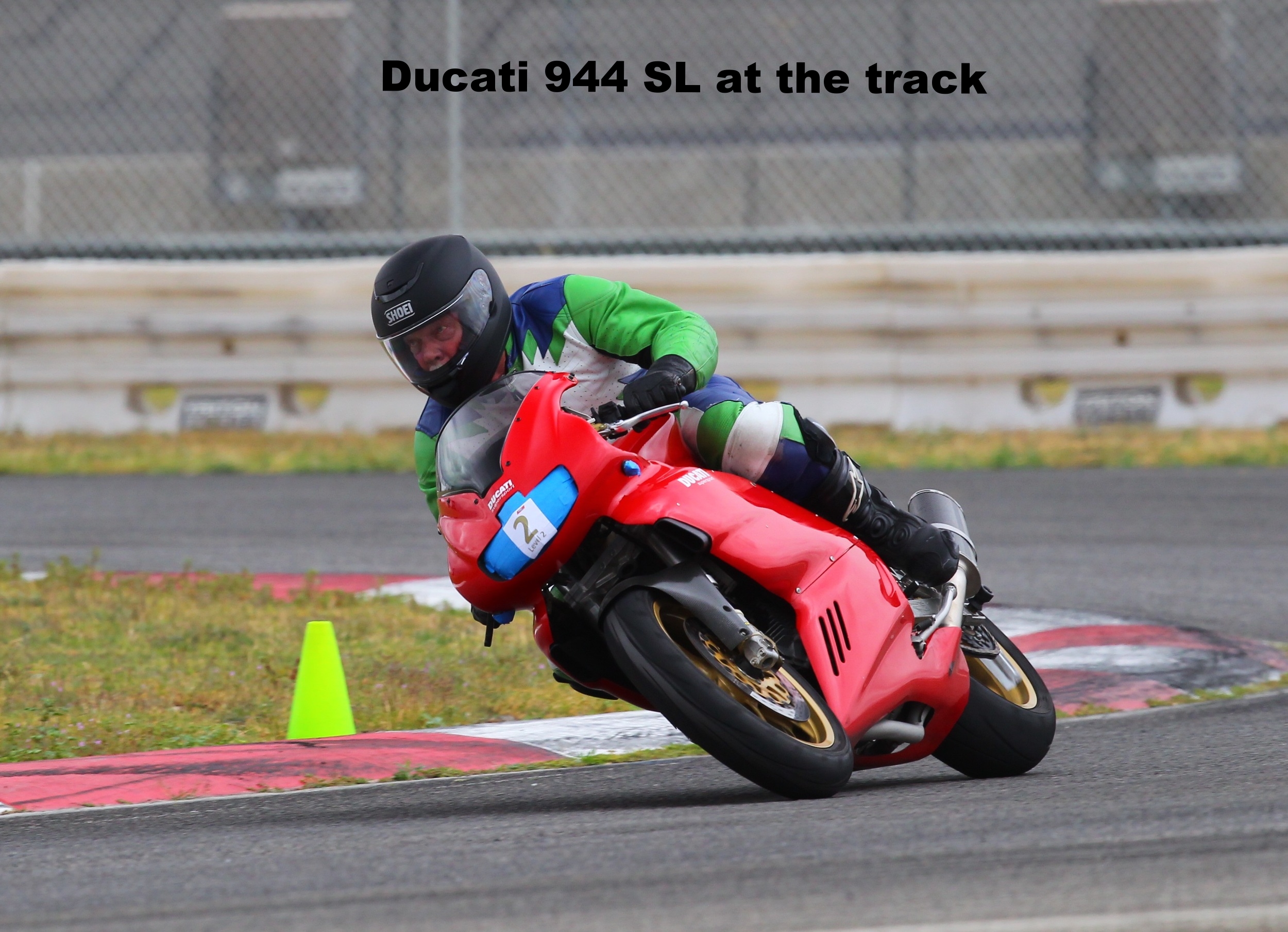 Ducati 900SSie at track ACS 20150424.jpg