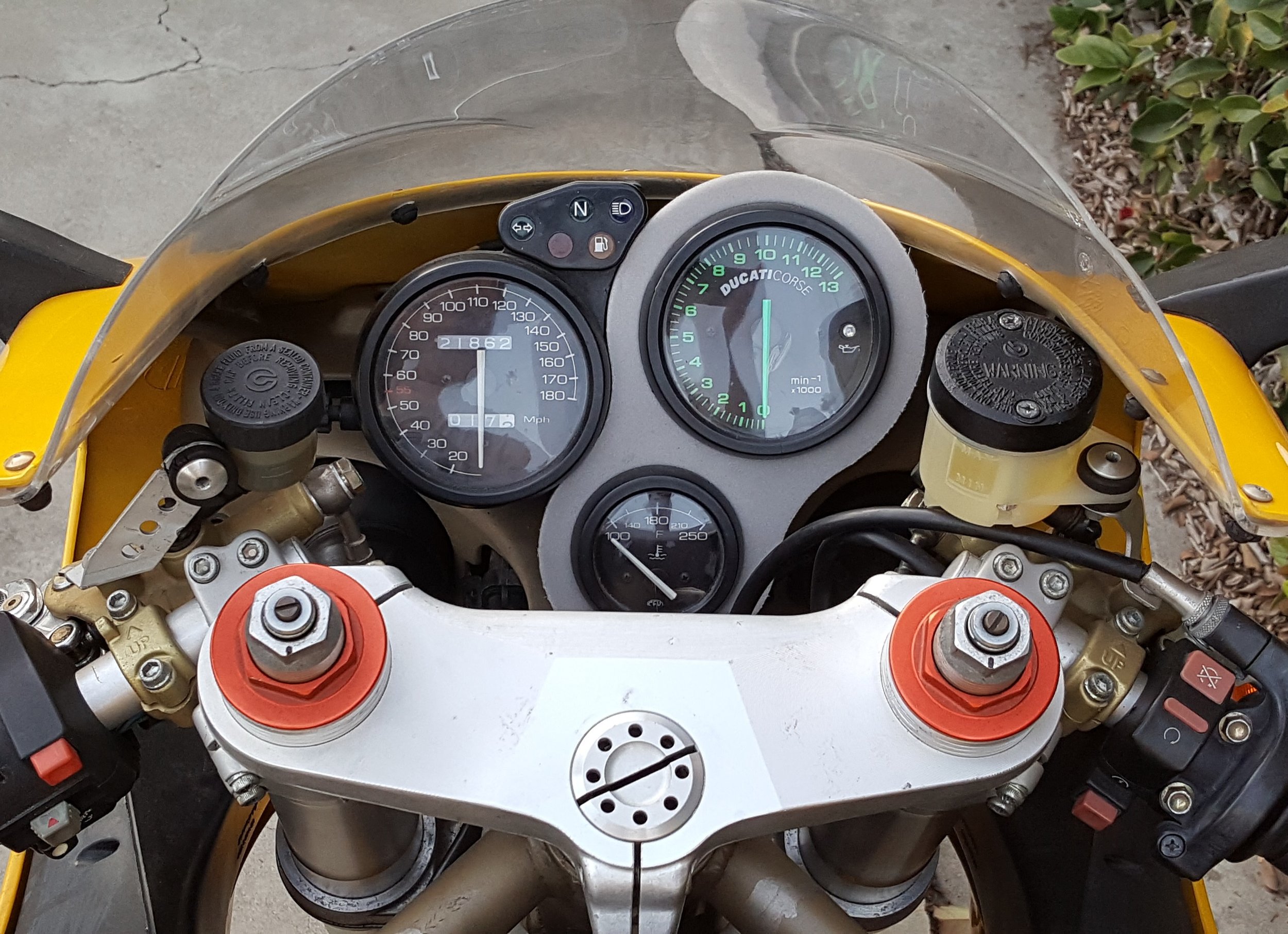 Ducati 748-916 dash.jpg