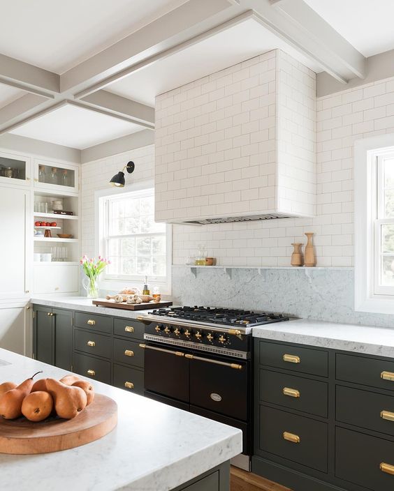 Gray Kitchen 001.jpg