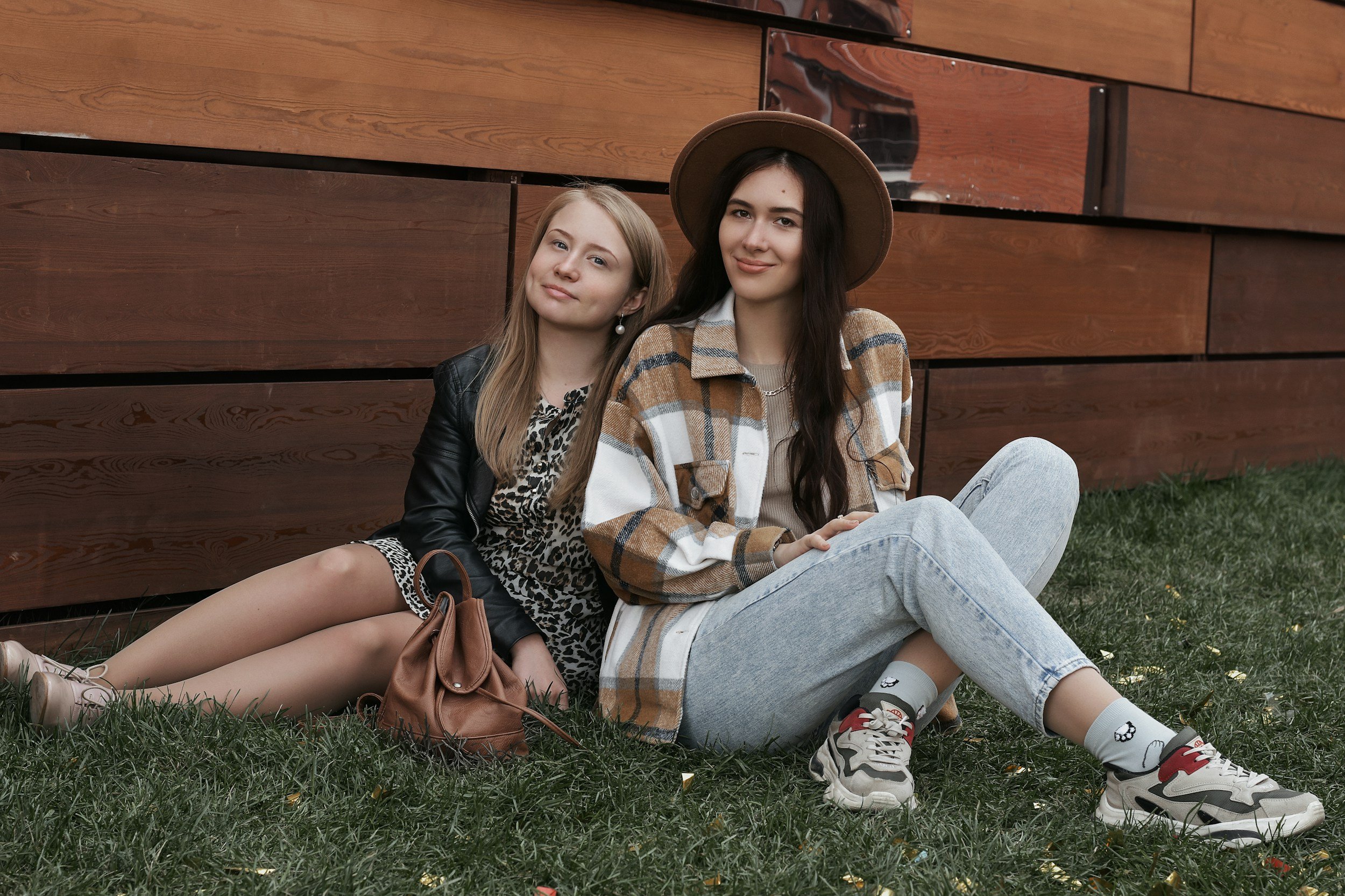 Raising Teenage Girls: What's Normal, What's Not, and When Should Parents Intervene?