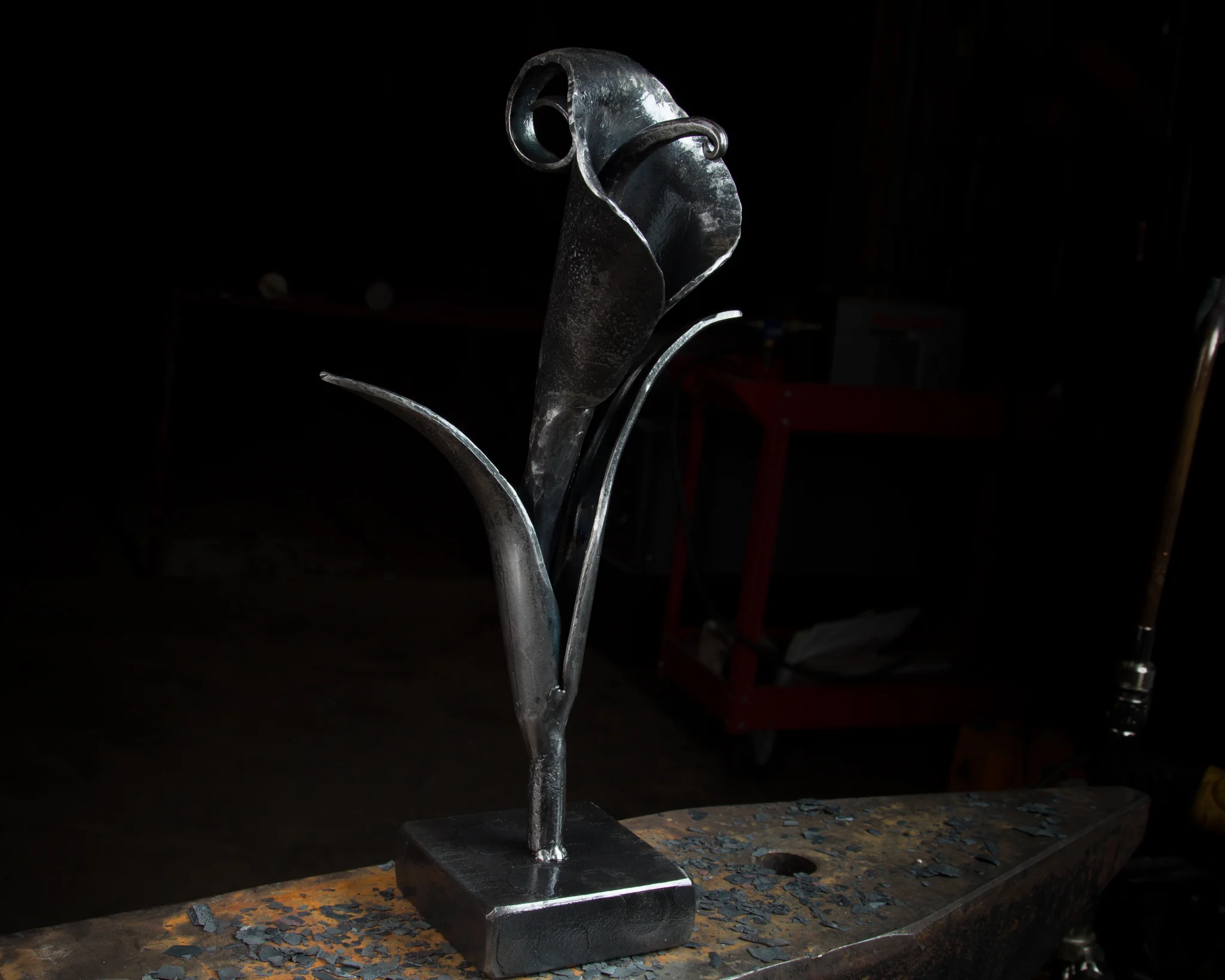 Calli Lilly Scuplture