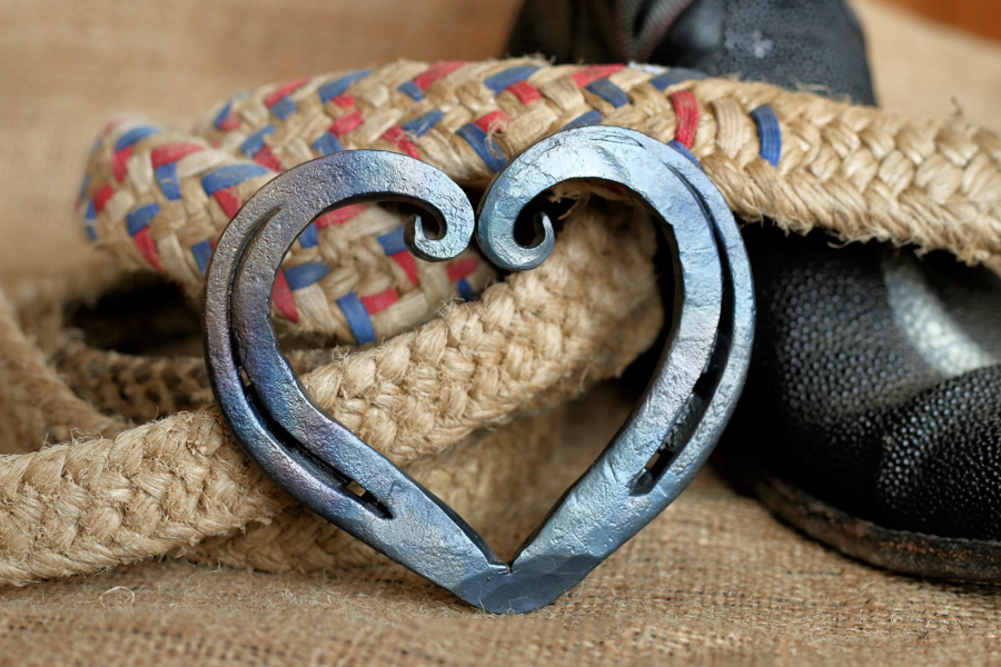 blacksmithhorseshowheart.png
