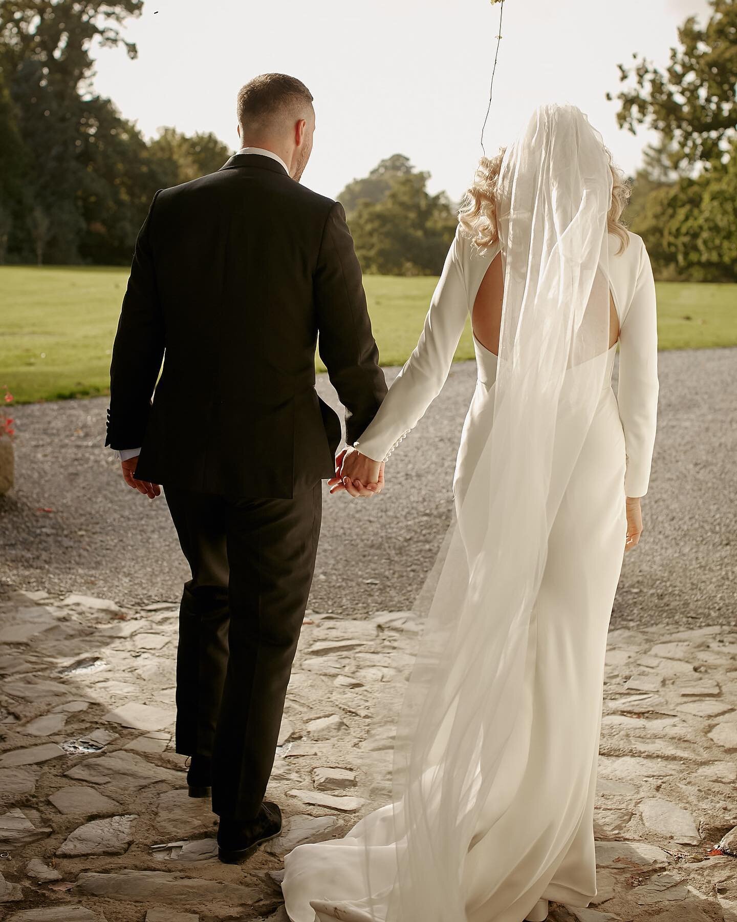 Those few minutes you have on your wedding day, just the two of you ❤️

#irishwedding #irishphotographer #irishweddingphotographer