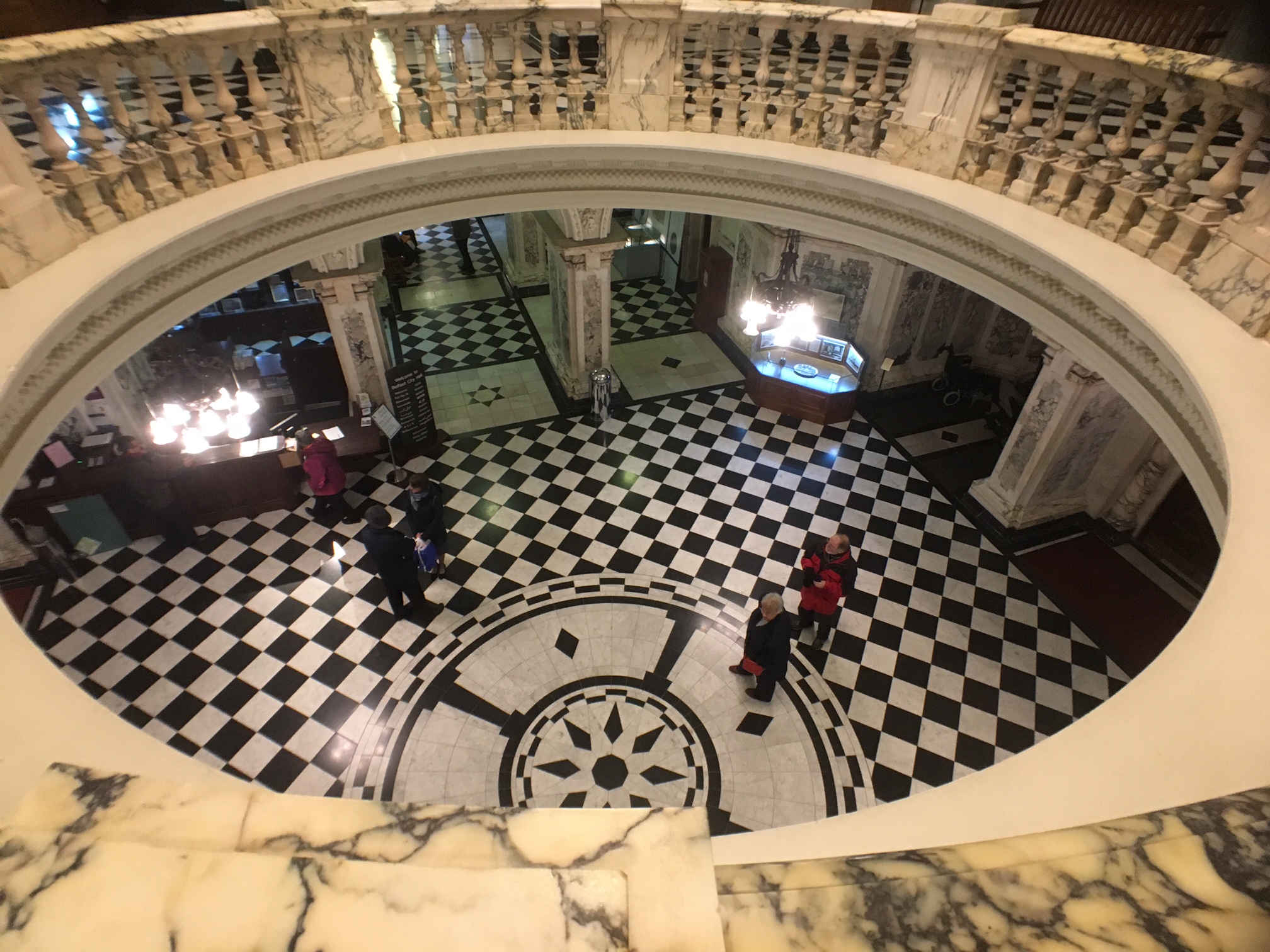 BelfastCityHall11.jpg