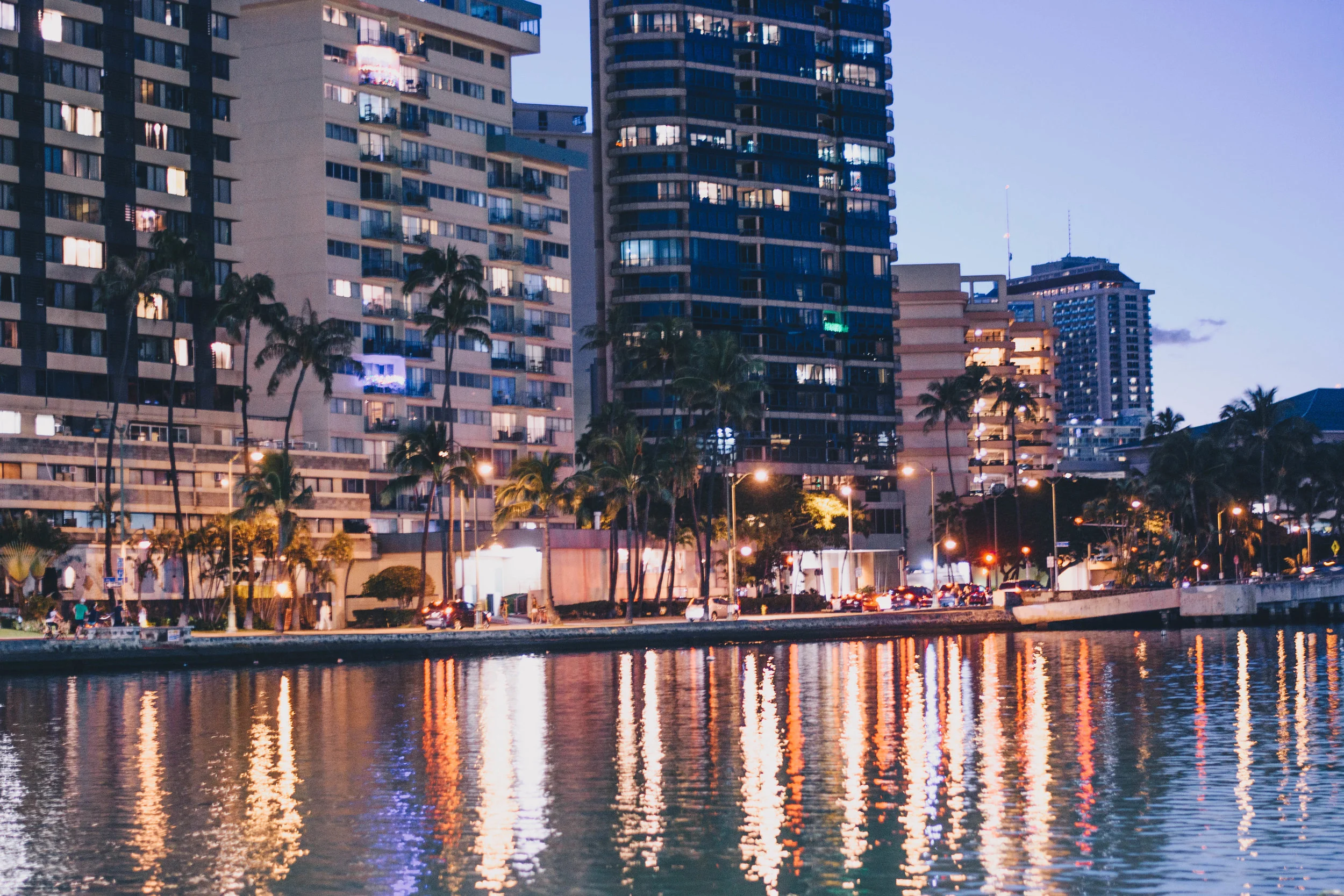 Night Lights | Honolulu, Hawaii | December 12, 2016