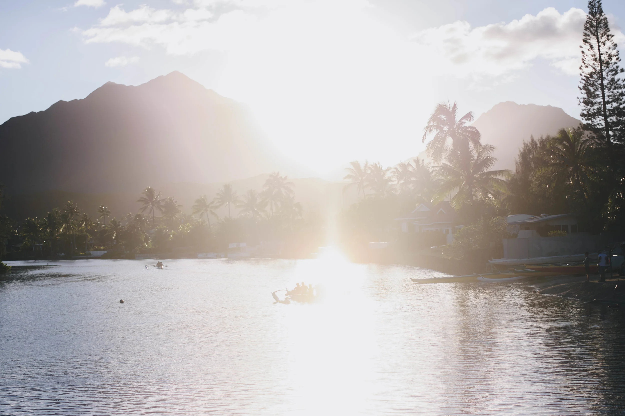Paused on a Bridge | Kailua, Hawaii | December 13, 2016