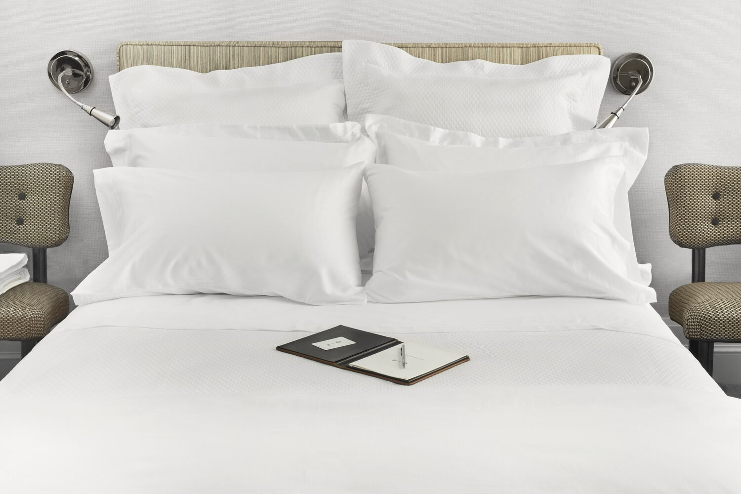 Hotel Collection Sateen Simple Stitch Bellino