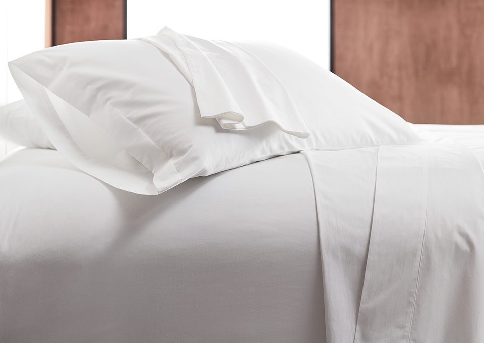 Hotel Collection BELLINO HOTEL COLLECTION WHITE 100% Cotton Percale Piping KING Size Sheet Set 