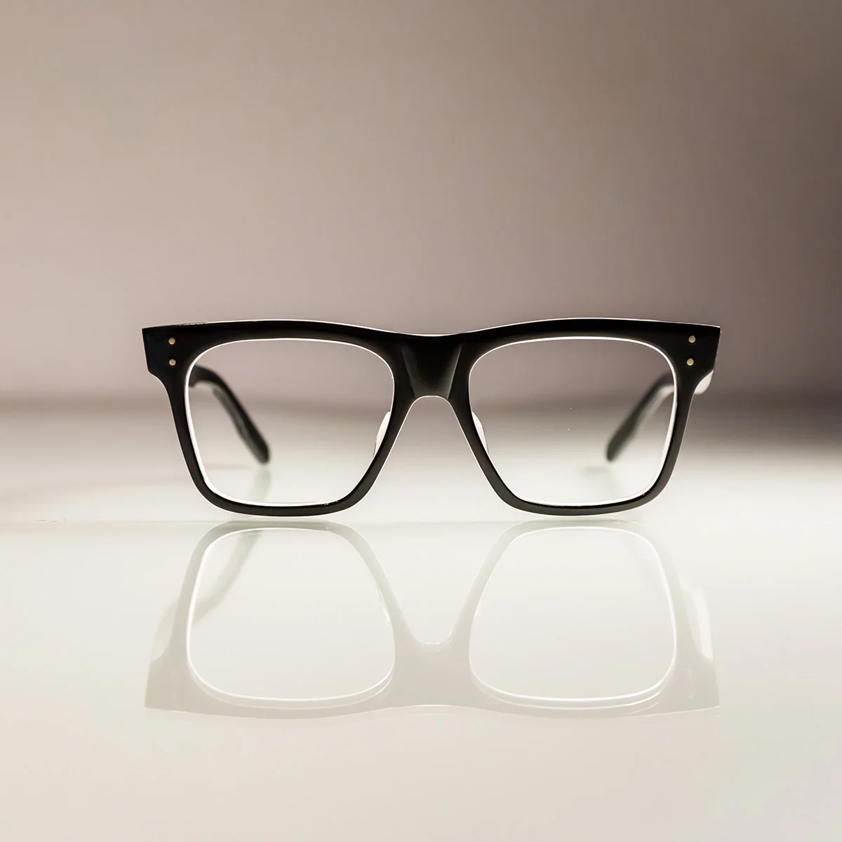 BOLD-NOR-BLK-CLR-00.jpg
