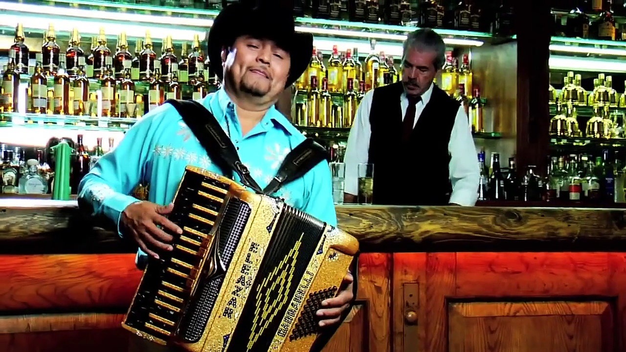 VAGON CHICANO FRIDAY, MAY 5 Currently touring behind several recent radio hits, Vagon Chicano is one of the more popular norteno bands in the nation. The band has been performing for nearly 20 years and will be making its first Waco appearance. 