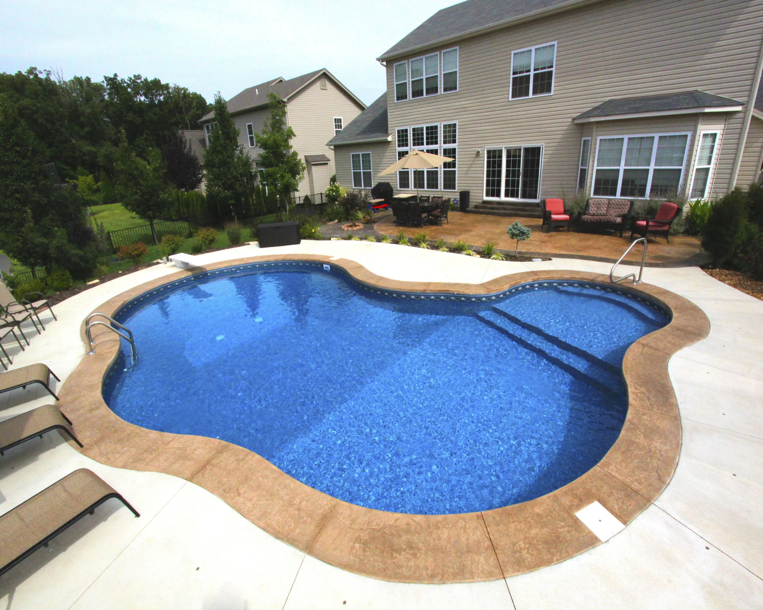 55 | Custom Gemini. Custom Steps, Self-Contained Water Feature