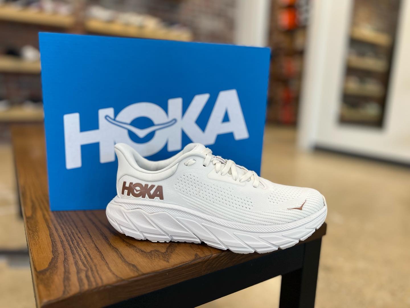 Freshen your footwear with a new Hoka Arahi 7 color!

This shoe not only offers awesome cushioning but also stability and durability for running, walking or casual wear!

Check out the latest in our Hoka arrivals today at @wagnersrunwalk 

Mon-Sat 10
