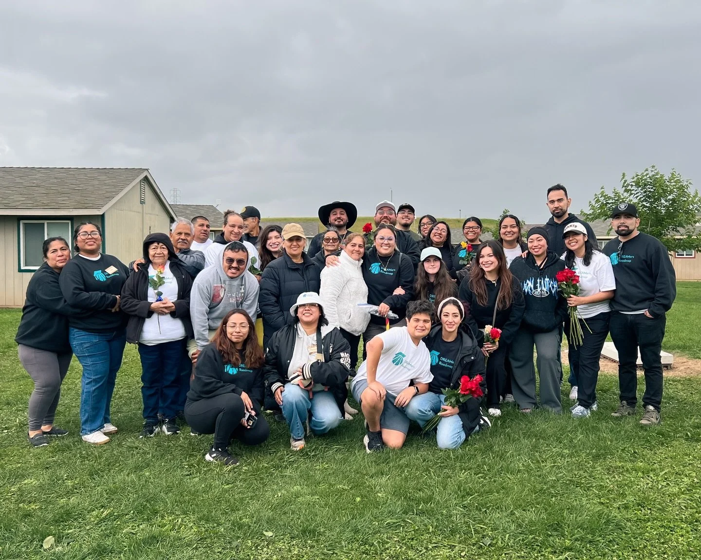 Sunday&rsquo;s distribution was something really special 🤍

We woke up at 5am and made our way to the Central Valley to celebrate D&iacute;a del Ni&ntilde;o and D&iacute;a de las Madres with 96 Farmworker families. From the start, you could feel the