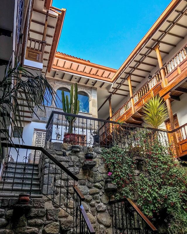 Leaving Cusco to start our 4-day hike / camping trek to Machu Picchu in the morning.
.
.
.
.
#peru #cusco #machupicchu #mountains #scenic #sky #nature #neature #instagood #nationalpark  #nationalforest #nationalmonument #camping #hiking #gohike #outd