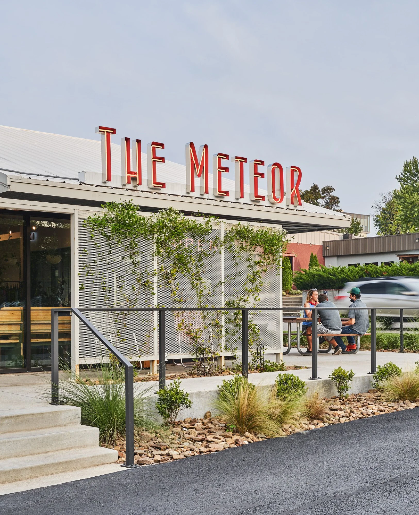 The-Meteor-Cafe-WEB-001.jpg