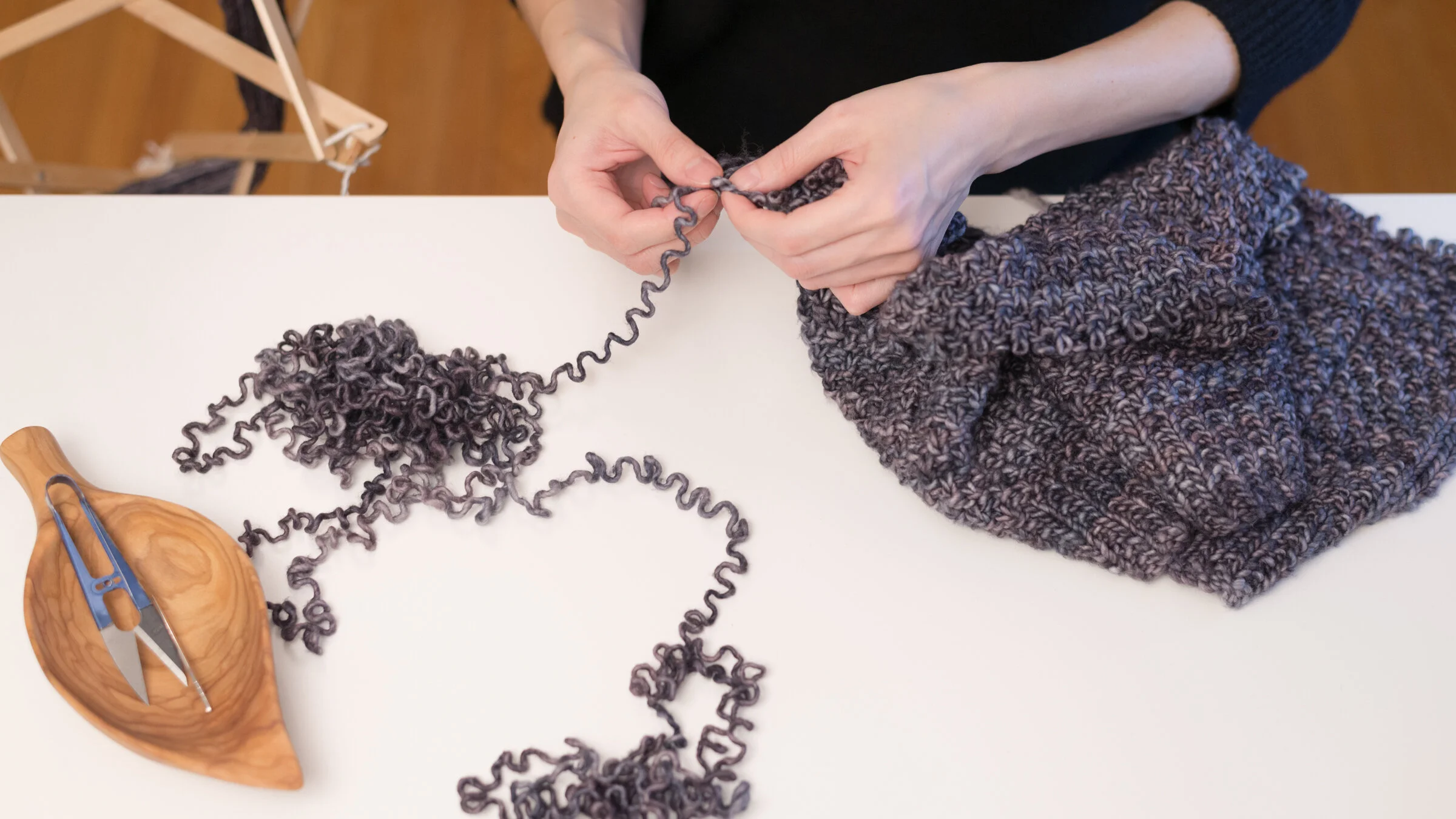 AmusingYarns_Unravelling_404.jpg