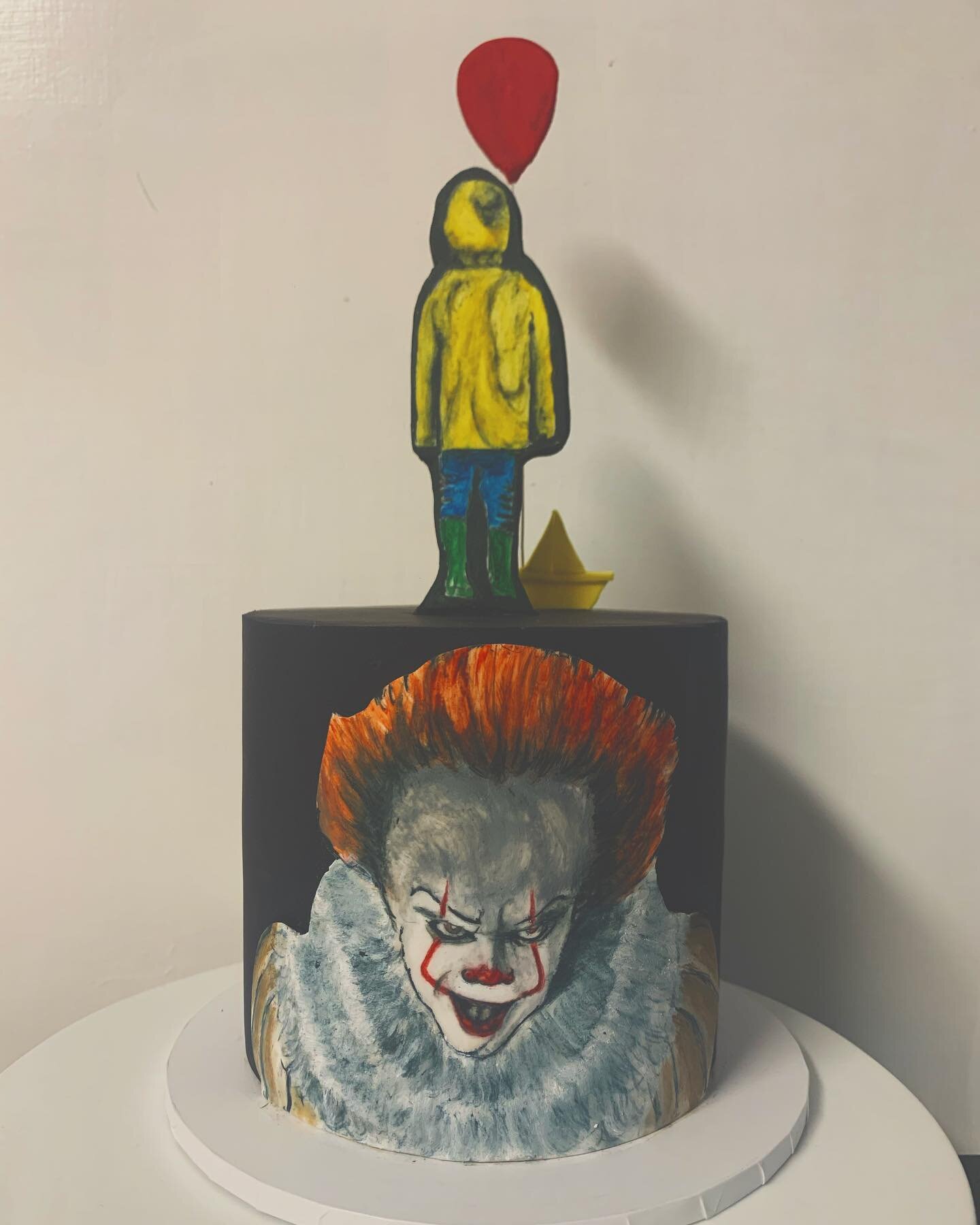 WEEK 3  CAKE COMP

We all float down here 🎈

The current Pennywise, hand painted and he has been giving me the creeps all week 😭

Will be announcing the winner soon ! 

Good luck to all that have entered 

#wannaballoon 

#pennywise #pennywisethecl