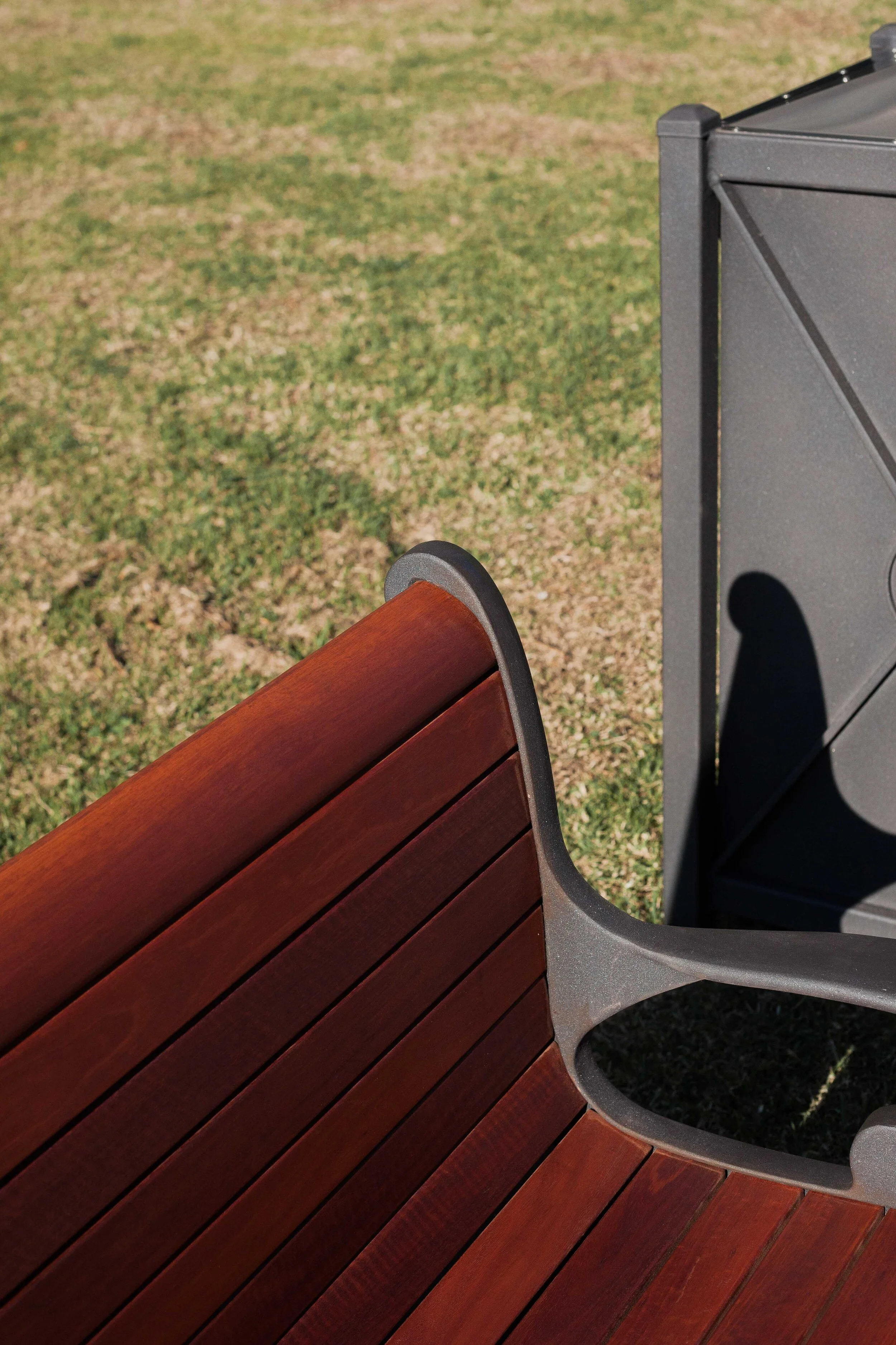 Emerdyn x Jake Holly -12-2.jpg