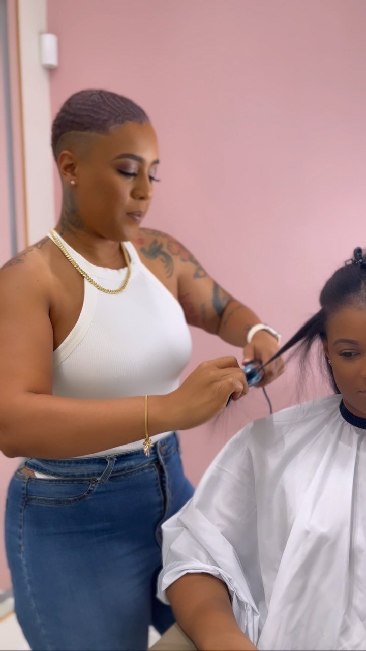 Home — Hair Addicts | Tampa Hair Salon | Extensions, Color, Weddings Home — Hair Addicts | Tampa Hair Salon | Extensions, Color, Weddings
