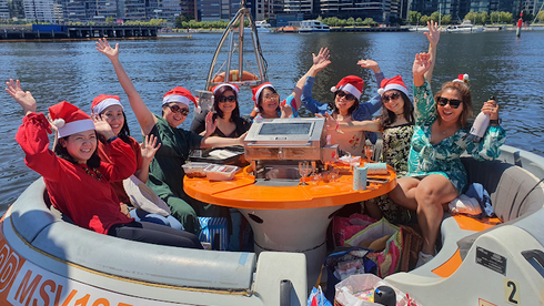 xmas-party-boat-hire.PNG