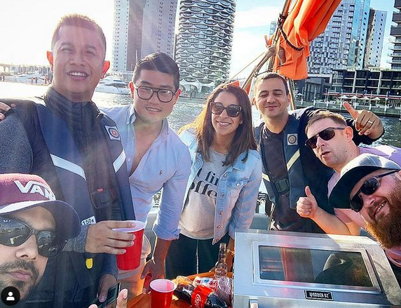 Weekend Catch-Ups Made Fun with BBQ Boat Hire Melbourne