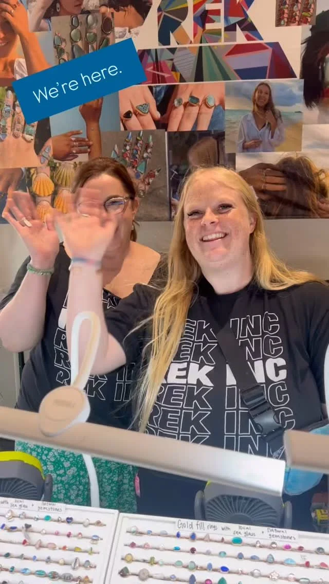 πΎ What an amazing day one of the festival! π₯
π Sea you tomorrow for more fun, more art and more sea glass!! ππ π
@whimsea_shop @lowtidelanding @rek.inc @sola_ceramics @expressionsbymunir @seaside_treasures_ @endlessdesignsbytobin @kksalesseagl