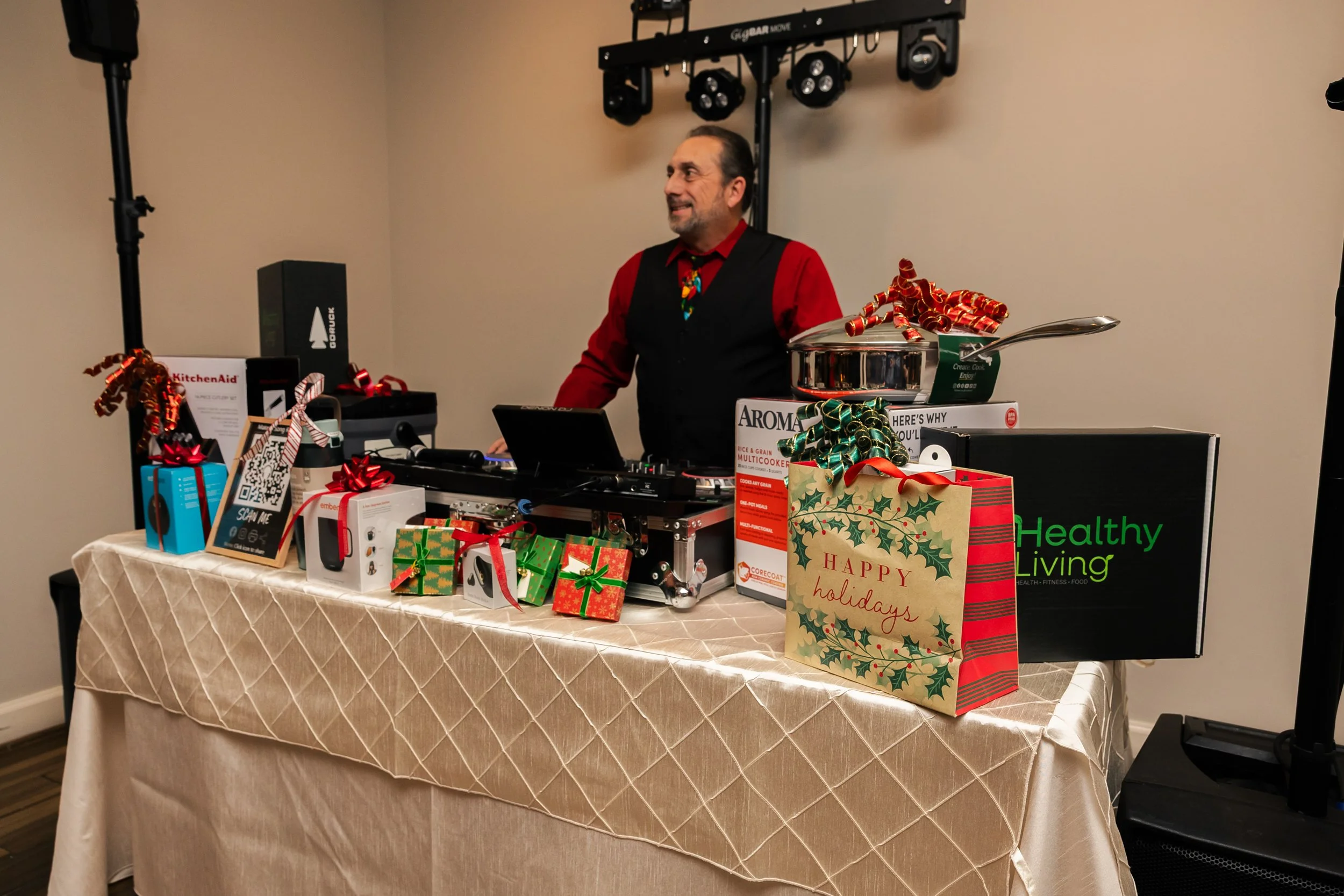 Gwinnett Clinic - Christmas Party-40.jpg