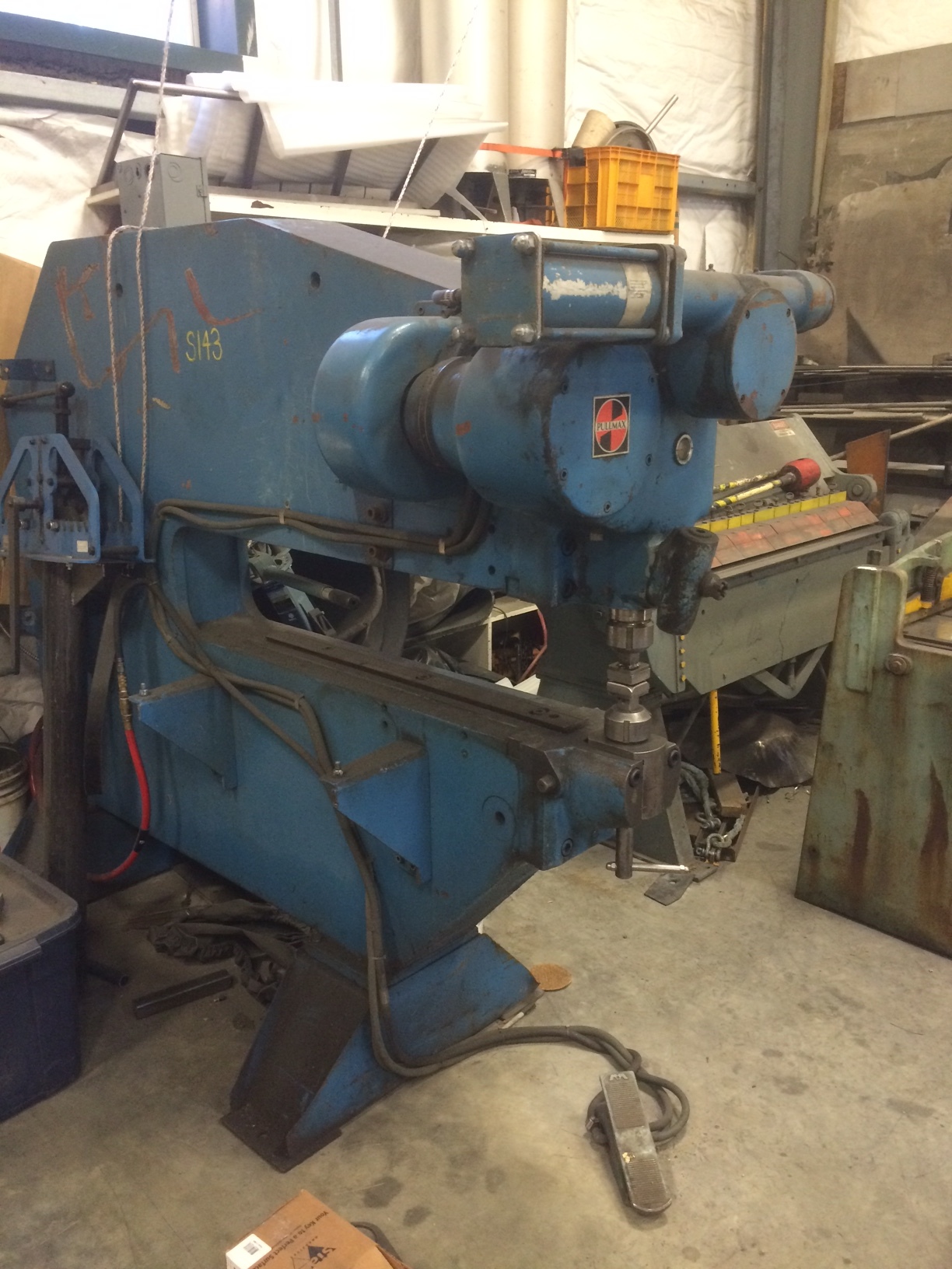Pullmax P9 with pneumatic lift. This is a very versatile machine. There is a duplicator table for it somewhere in the shop. It came from Indiana where I was told it was making gauge panels for tractors.