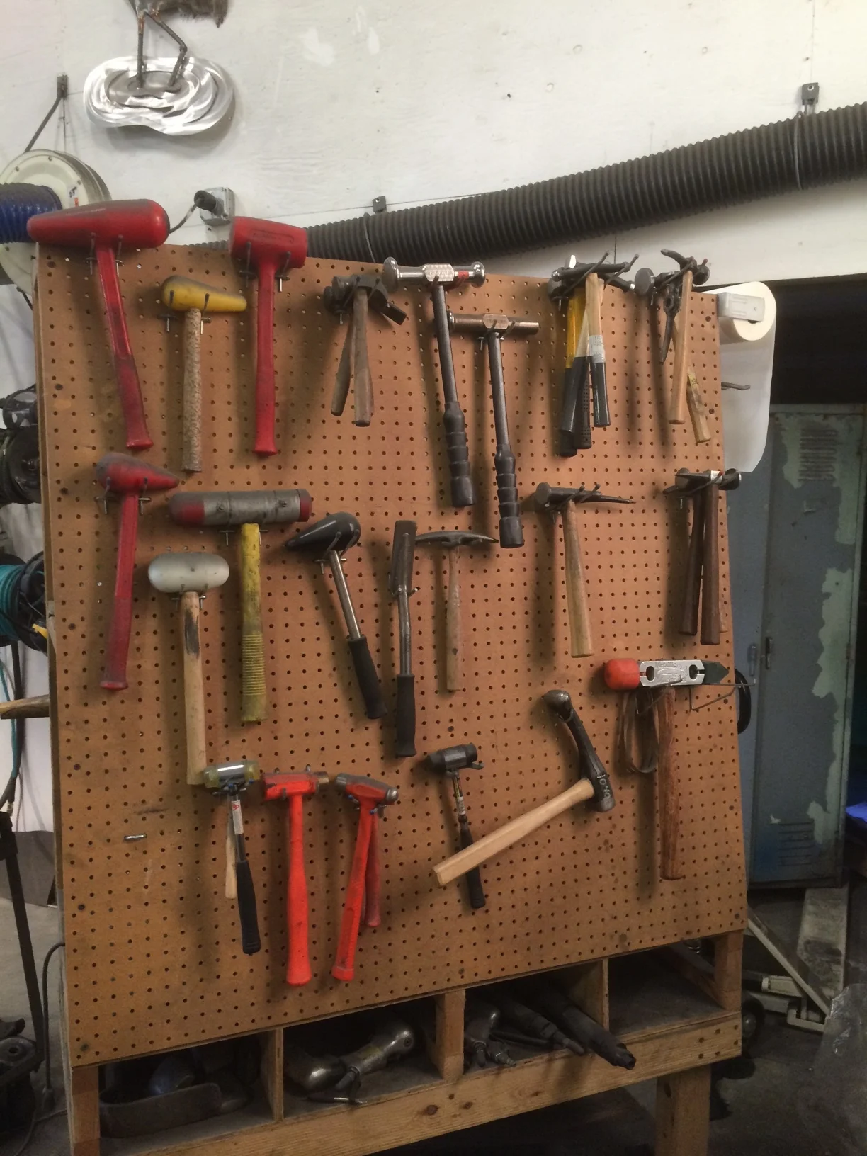 Hammer fetish continued. 