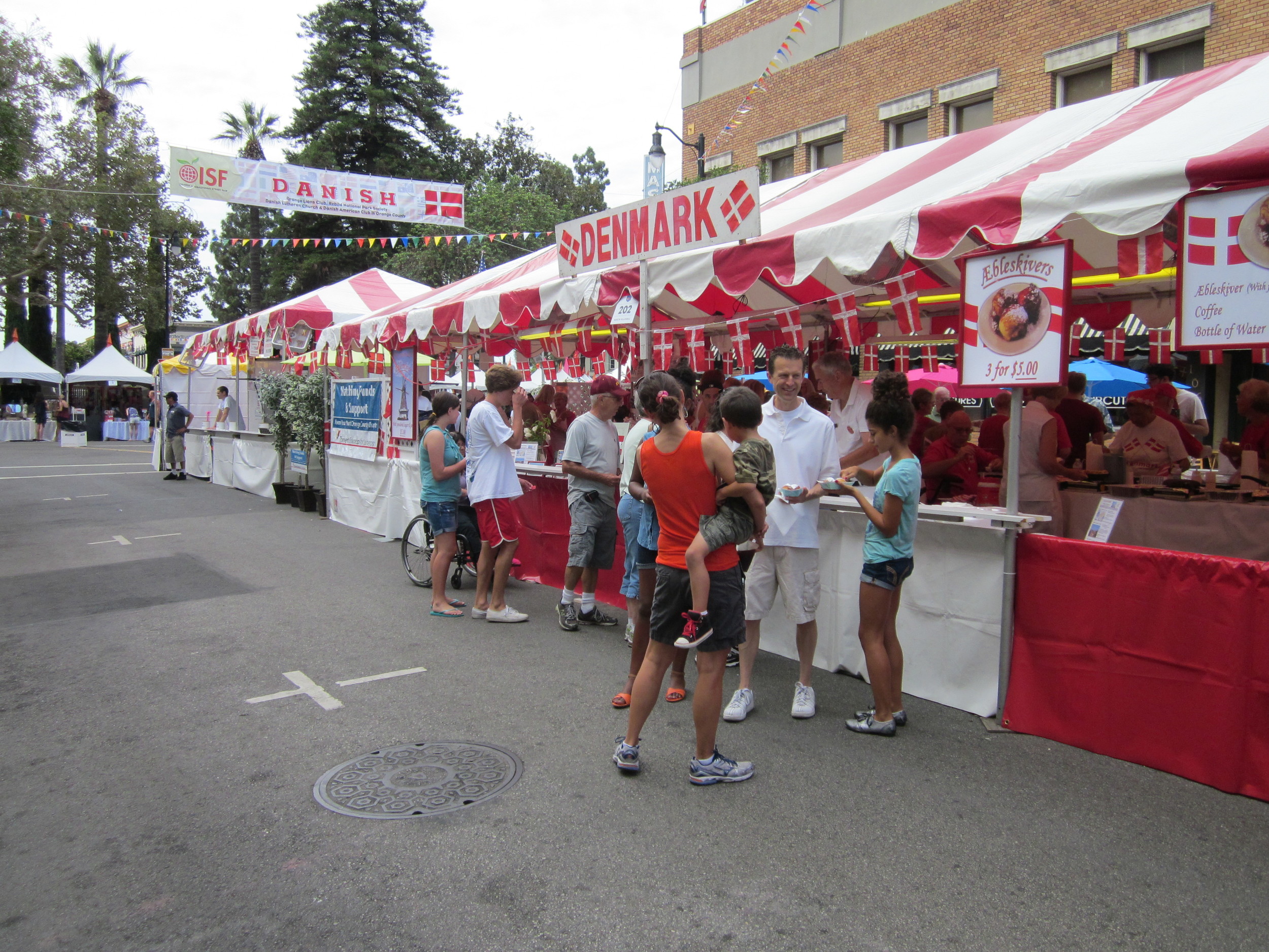 2013.08.30_street_fair_003.JPG